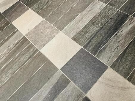 床(フロアタイル)